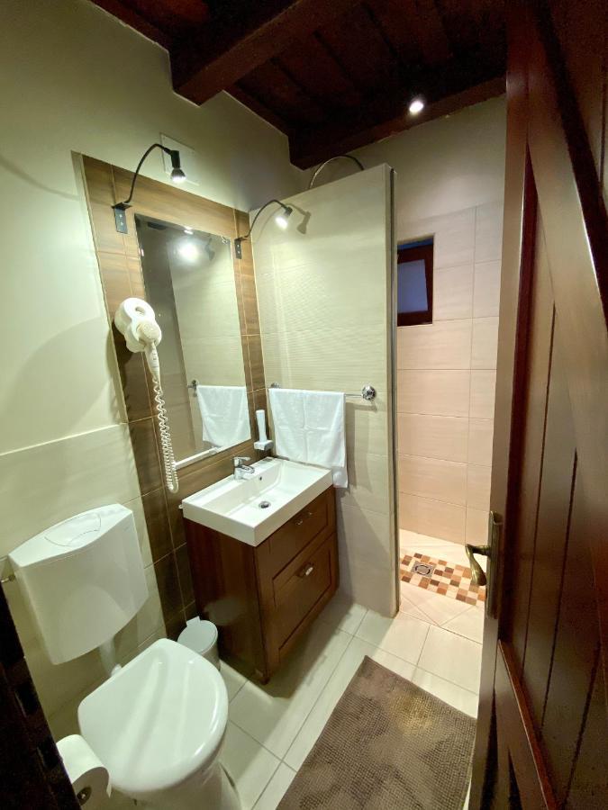 Istvan Parkhotel Es Gasztrofarm Sormás エクステリア 写真