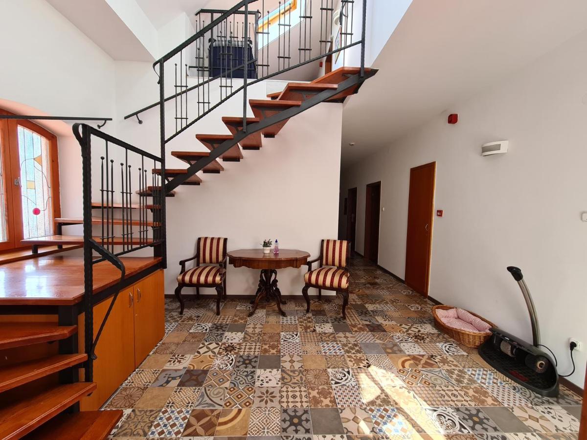 Istvan Parkhotel Es Gasztrofarm Sormás エクステリア 写真