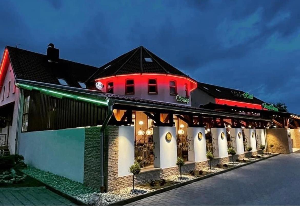 Istvan Parkhotel Es Gasztrofarm Sormás エクステリア 写真