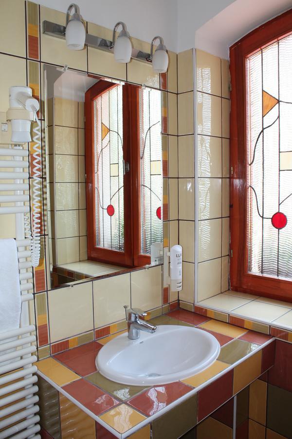 Istvan Parkhotel Es Gasztrofarm Sormás エクステリア 写真